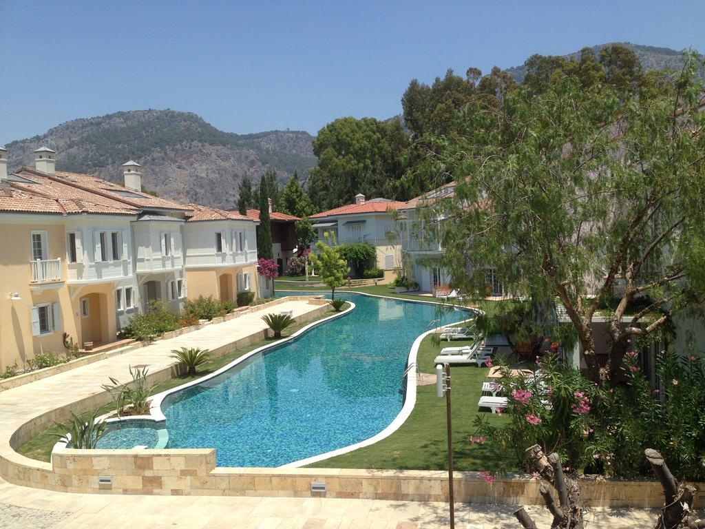 Portville Holiday Villas Göcek Exterior foto